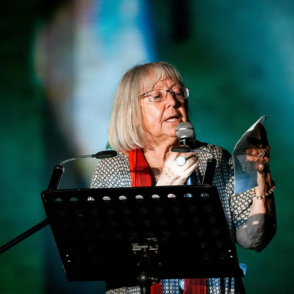 immagine per Incontro con Vivian Lamarque al Salone Internazionale del Libro di Torino