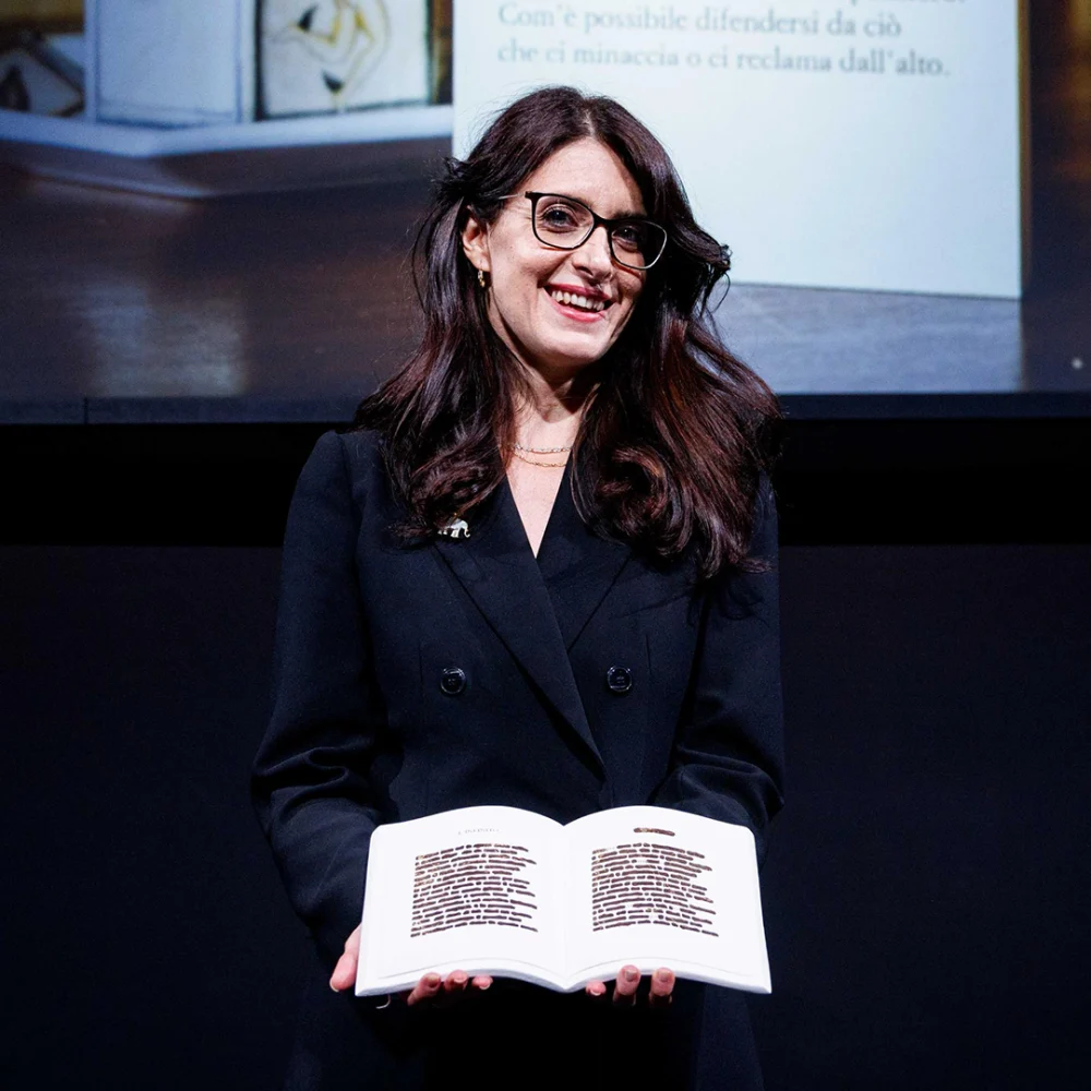 immagine per Carmen Gallo vince il Premio Strega Poesia 2026