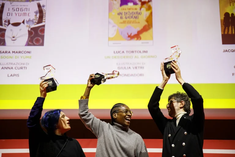 Immagine per la finale della X edizione, del Premio Strega Ragazze e Ragazzi. Più Libri Più Liberi, 5/12/2025. Credits MUSA