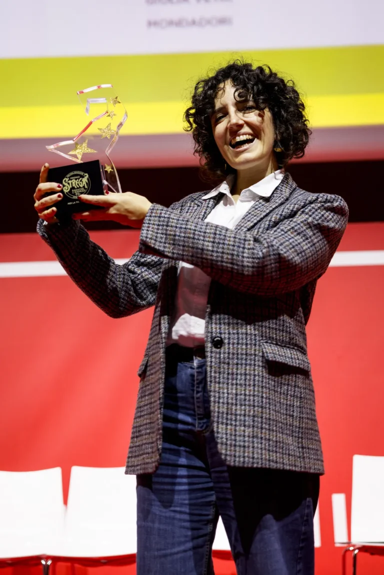 Immagine per la finale della X edizione, del Premio Strega Ragazze e Ragazzi. Più Libri Più Liberi, 5/12/2025. Credits MUSA